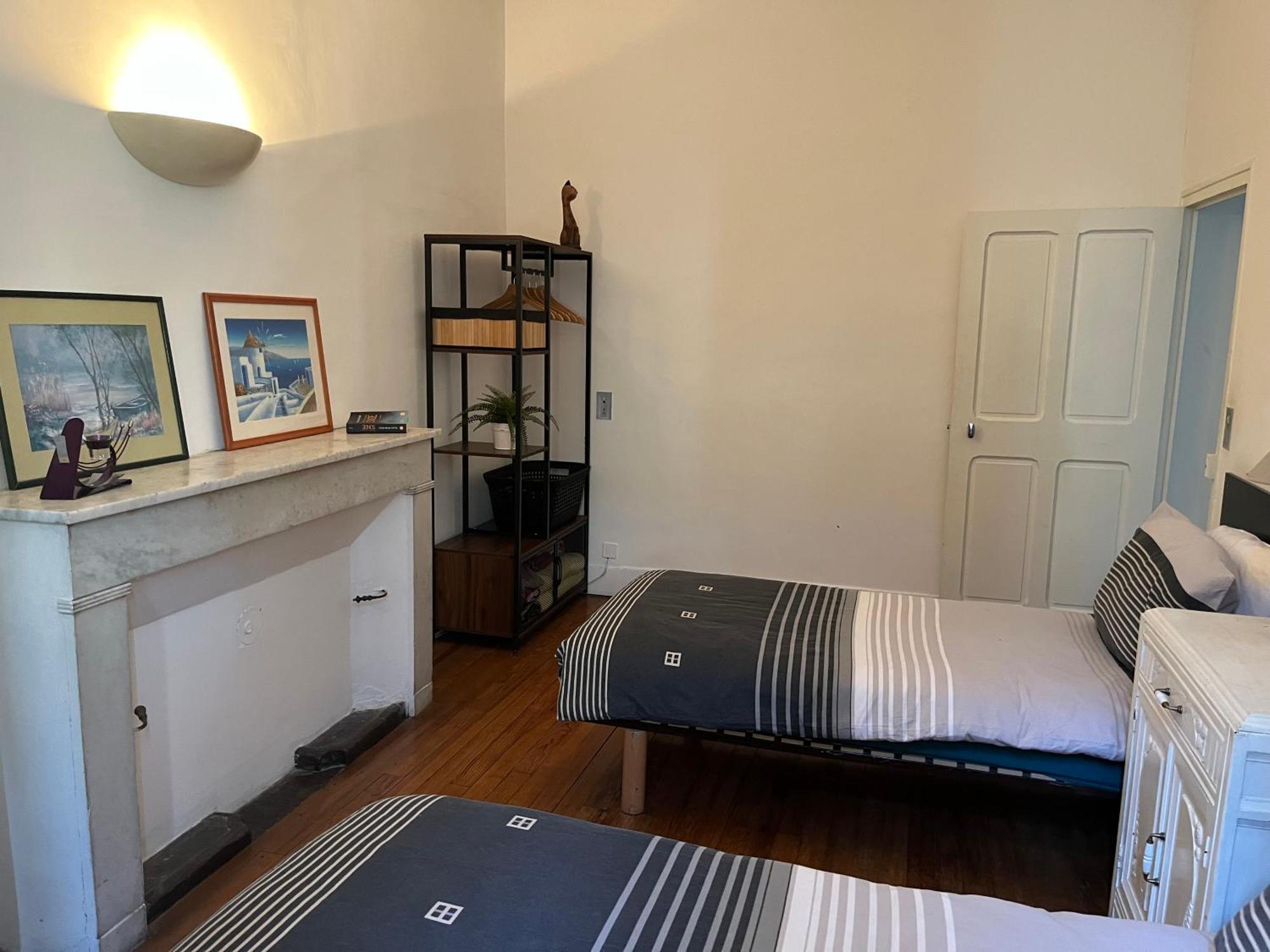 Le Charles IX Apartment Roussillon  Luaran gambar