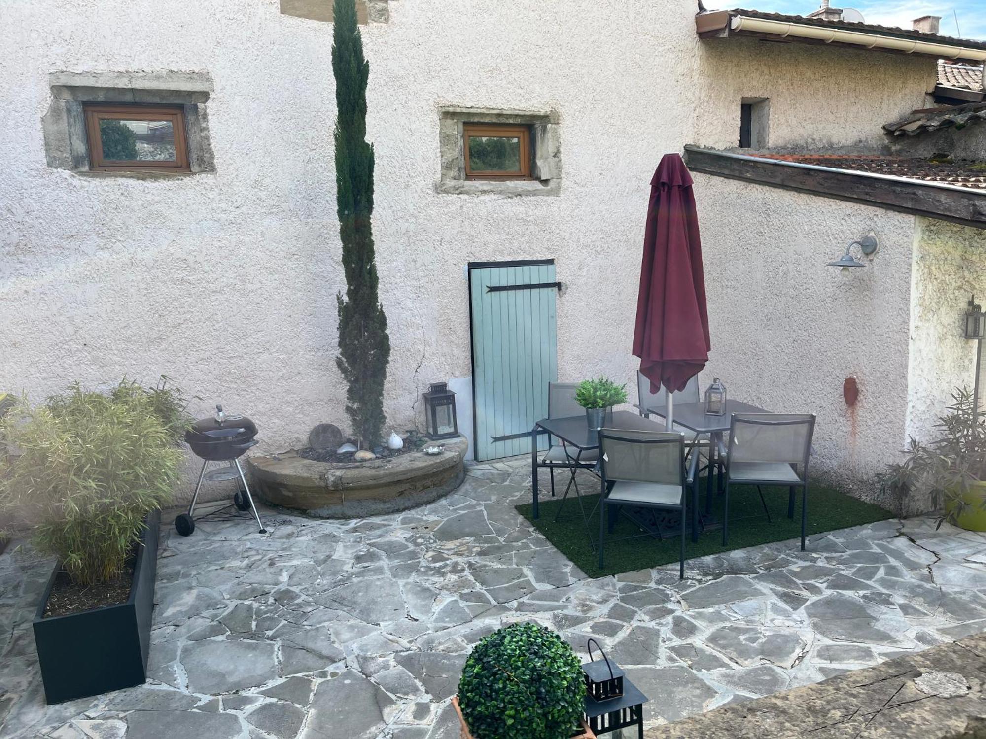Le Charles IX Apartment Roussillon  Luaran gambar
